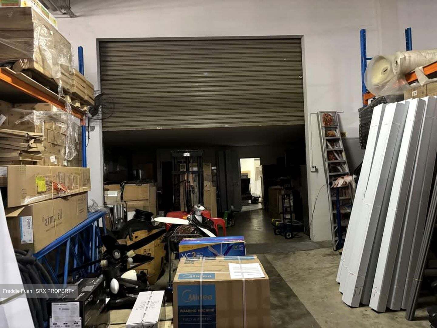 North Point Bizhub (D27), Factory #563991111